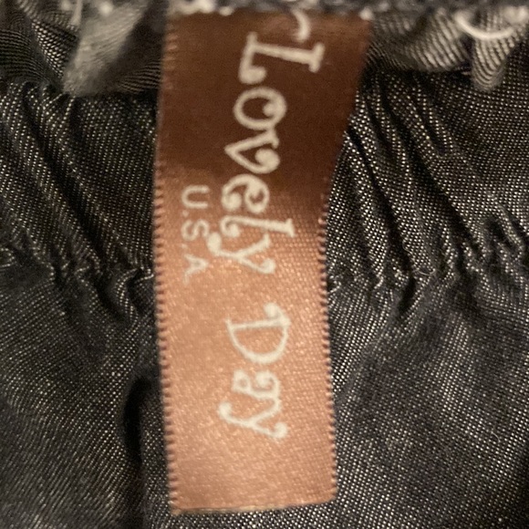 Denim belted ruffle dress - Picture 4 of 4